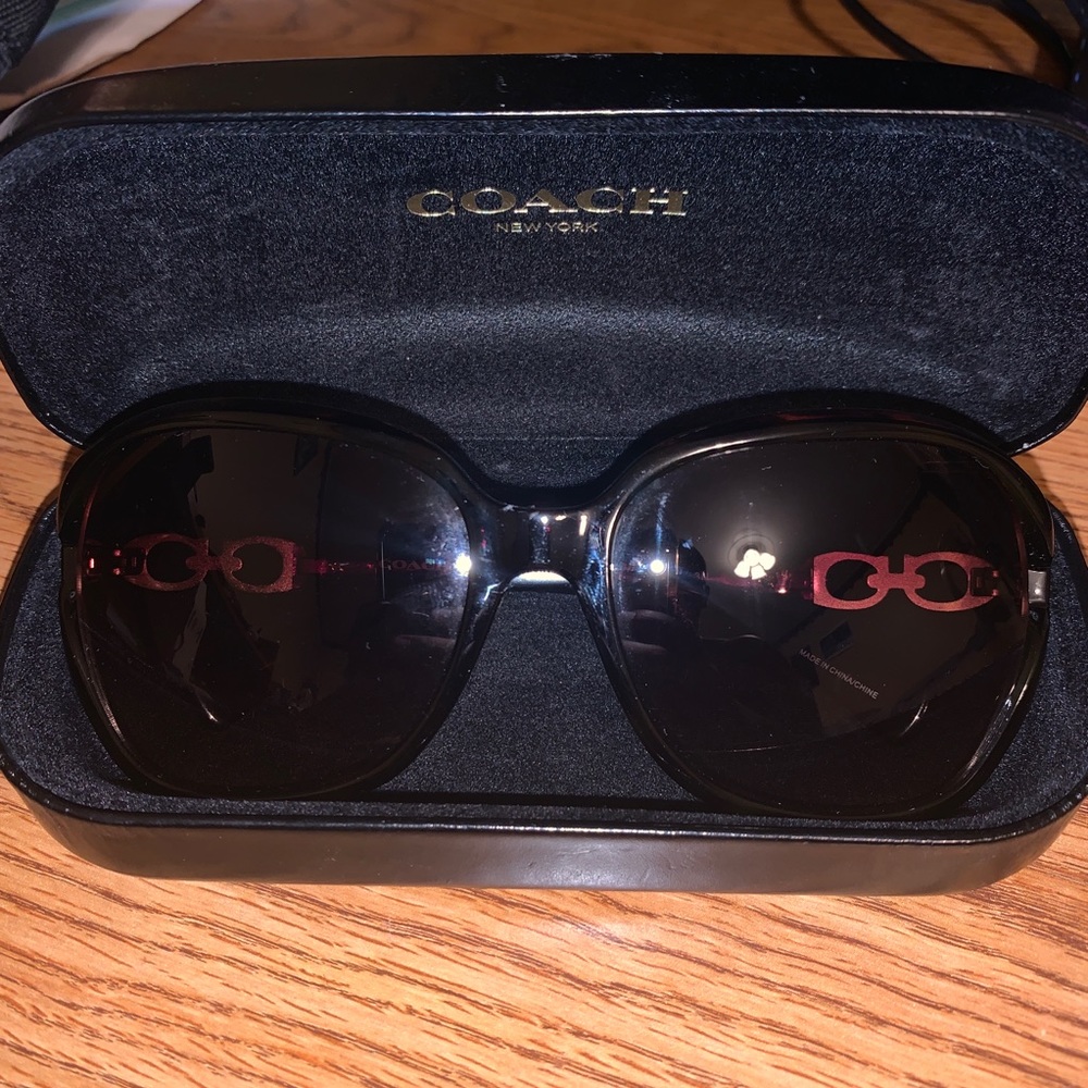 COACH Women's Kissing C Sunglasses - Dark Tortoise